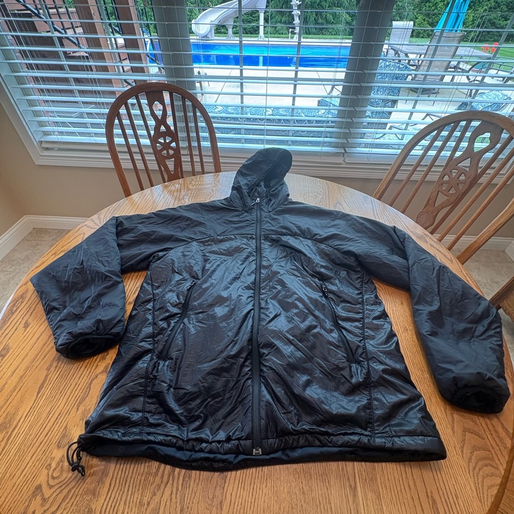Marmot Men’s Black Ultralight Hooded Jacket XL